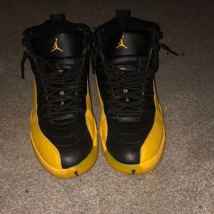 Jordan 12 retro university gold
